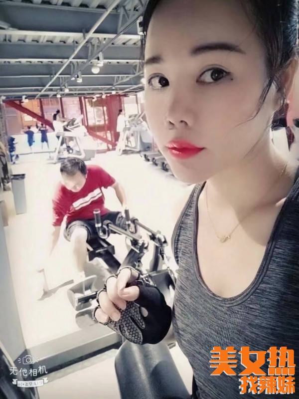 厦门龙凤兼职性息网站分享一个SM广场大熊美子的厦门验证泻火吧性息！