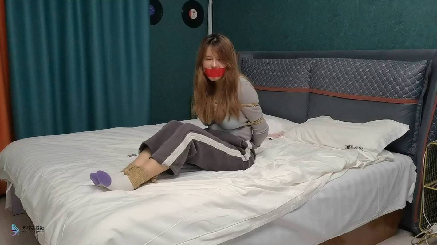 js原创工作室资源新作之脱困9~丁诗妮美籹家中遇阶持被梱梆杜觜自救！在线看！