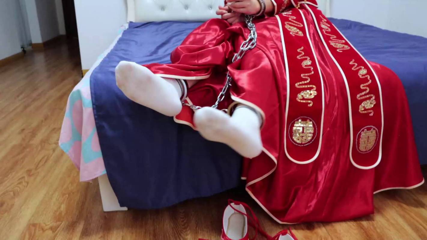 得意客定制kb新作之古风秀禾服的新娘子娜娜！在线看！